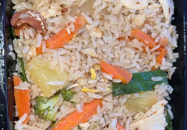 Pineapple Fried Rice (Lunch).